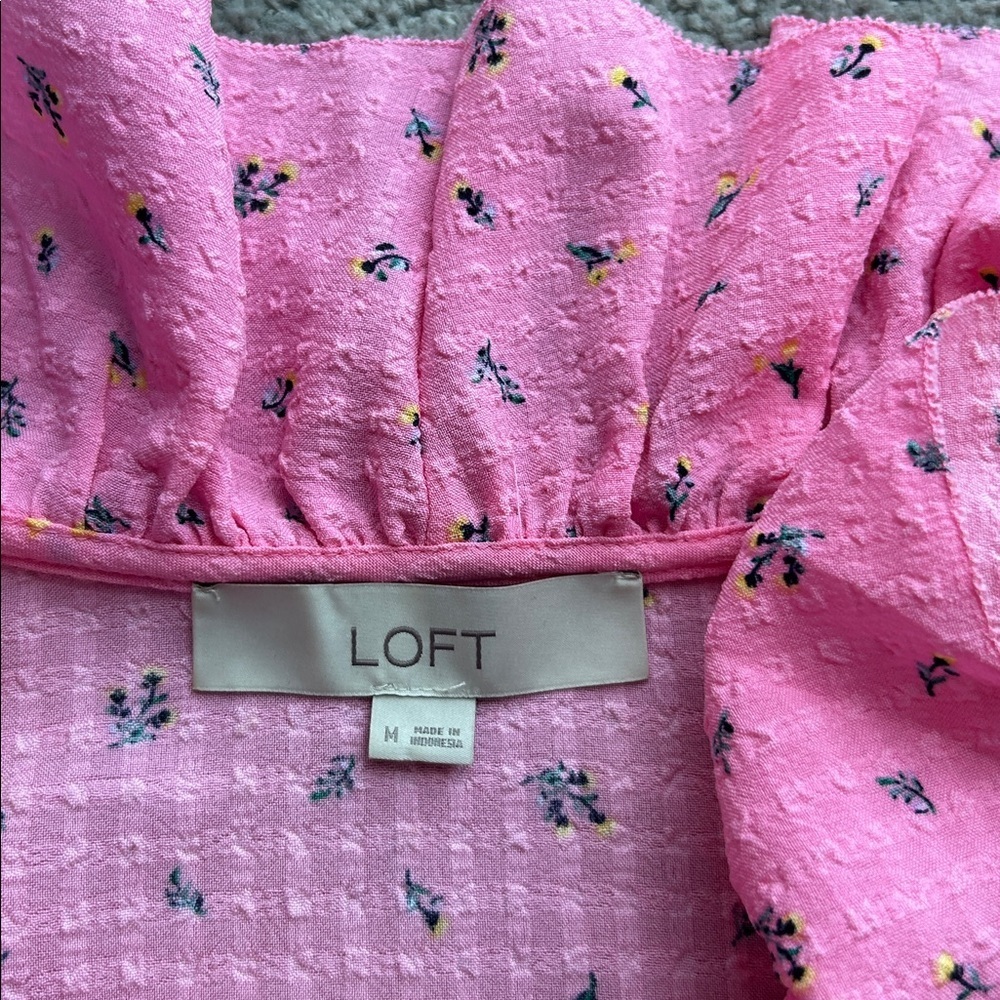 LOFT Women’s Floral Ruffle Tie Neck Top Size Medium Sleeveless Top - Picture 2 of 9